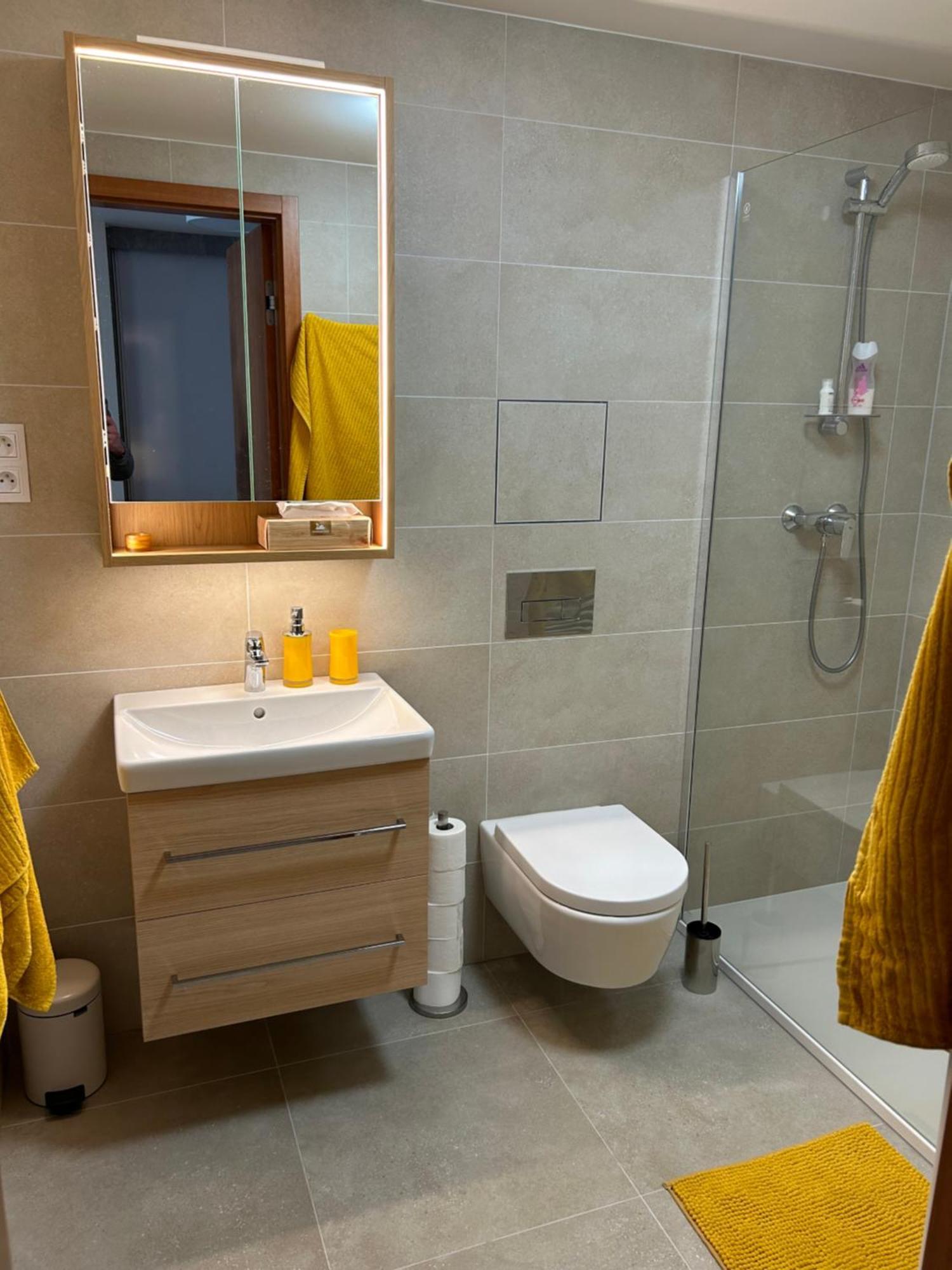 Prague Smichov Andel Apartment Bagian luar foto