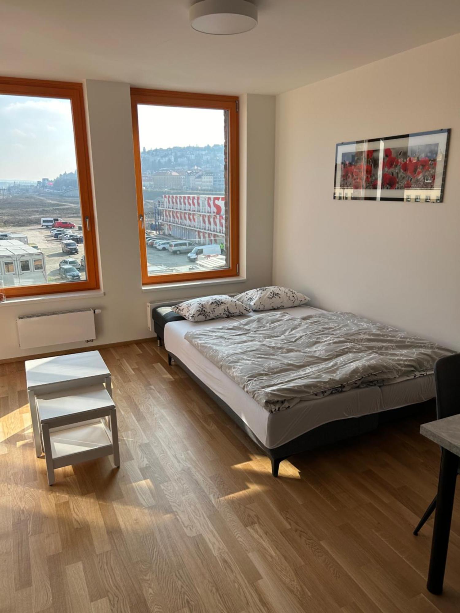 Prague Smichov Andel Apartment Bagian luar foto